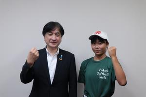 教育長と吉川さんの画像