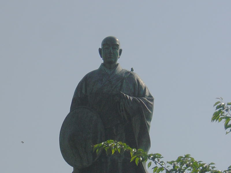 大楠公庭訓像　高村光雲直門　岩崎光仁作　天然識　値下げ E_m9cs2UYAAbeiL.jpg