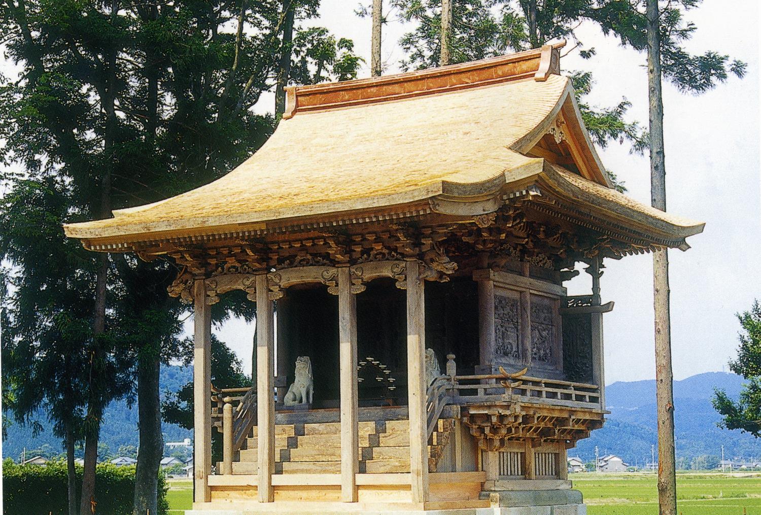 伊井白山神社本殿